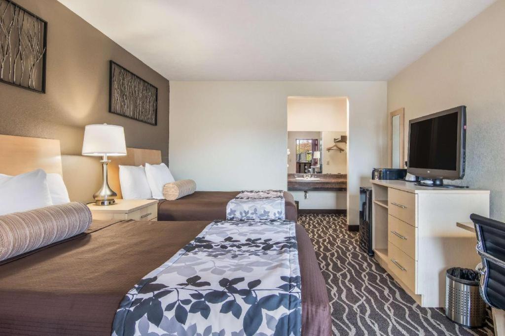 Americas Best Value Inn Alliance Bagian luar foto