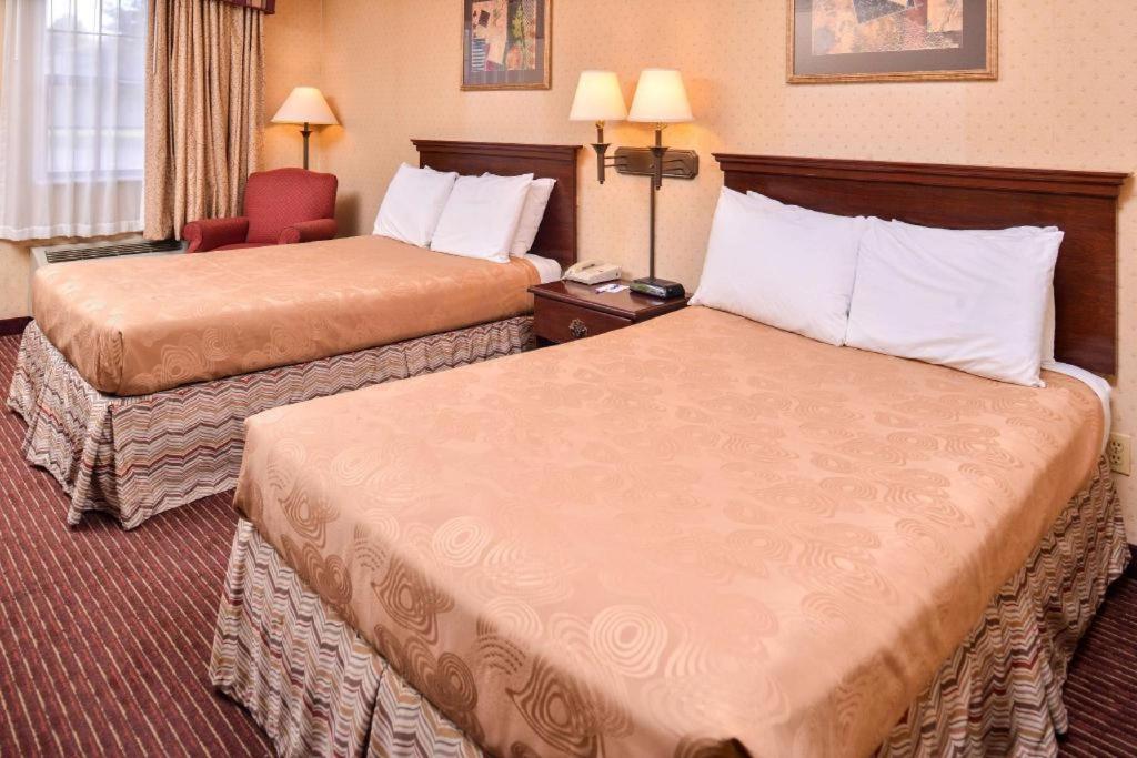 Americas Best Value Inn Alliance Bagian luar foto