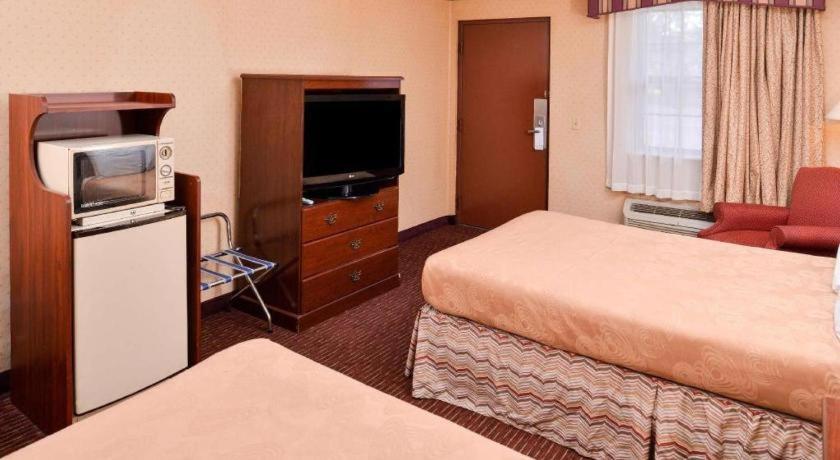 Americas Best Value Inn Alliance Bagian luar foto