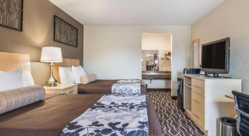 Americas Best Value Inn Alliance Bagian luar foto
