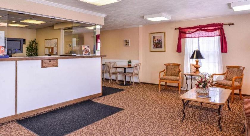 Americas Best Value Inn Alliance Bagian luar foto